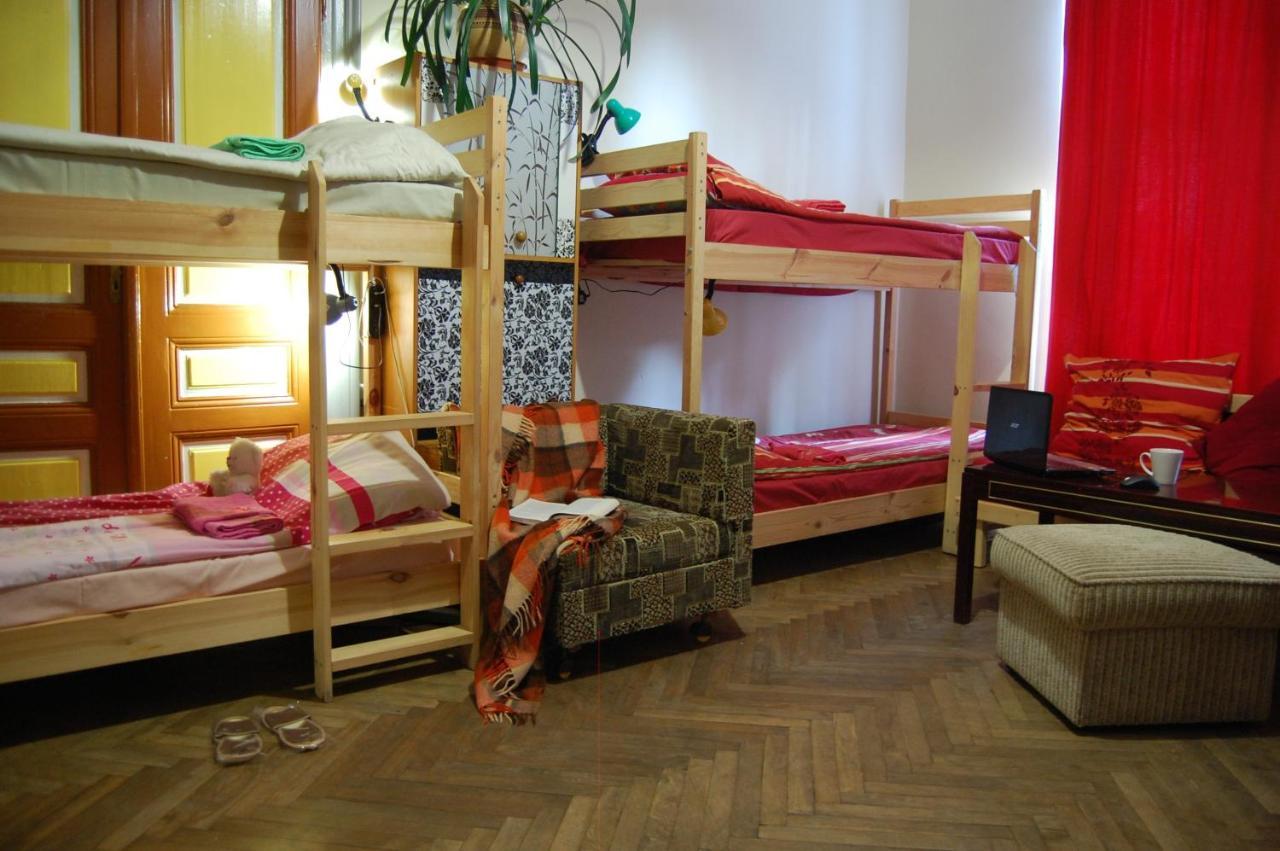 Hostel Drive Lviv Exterior photo