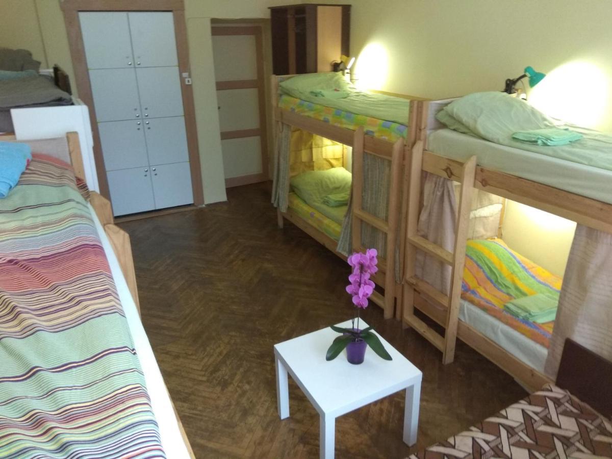 Hostel Drive Lviv Exterior photo